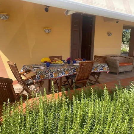 Parodi Tatil Evi *