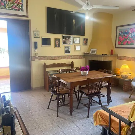 Parodi Tatil Evi